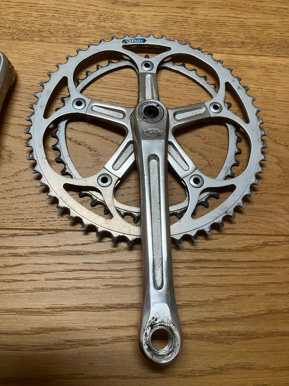 Pezzi di ricambio: Shimano 600 Arabesque Kurbelgarnitur – Usato da Obermumpf venduto da Estrela67 1