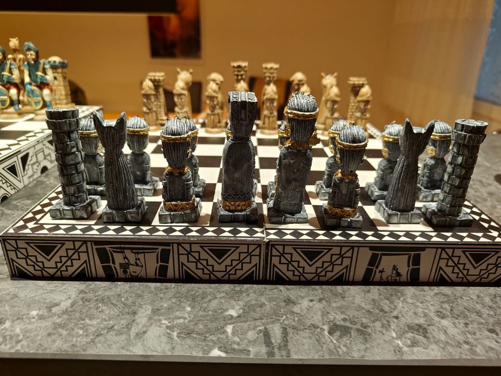 Inca Mayan Chess Set (Gebraucht) in Oetwil an der Limmat für CHF 100 ...