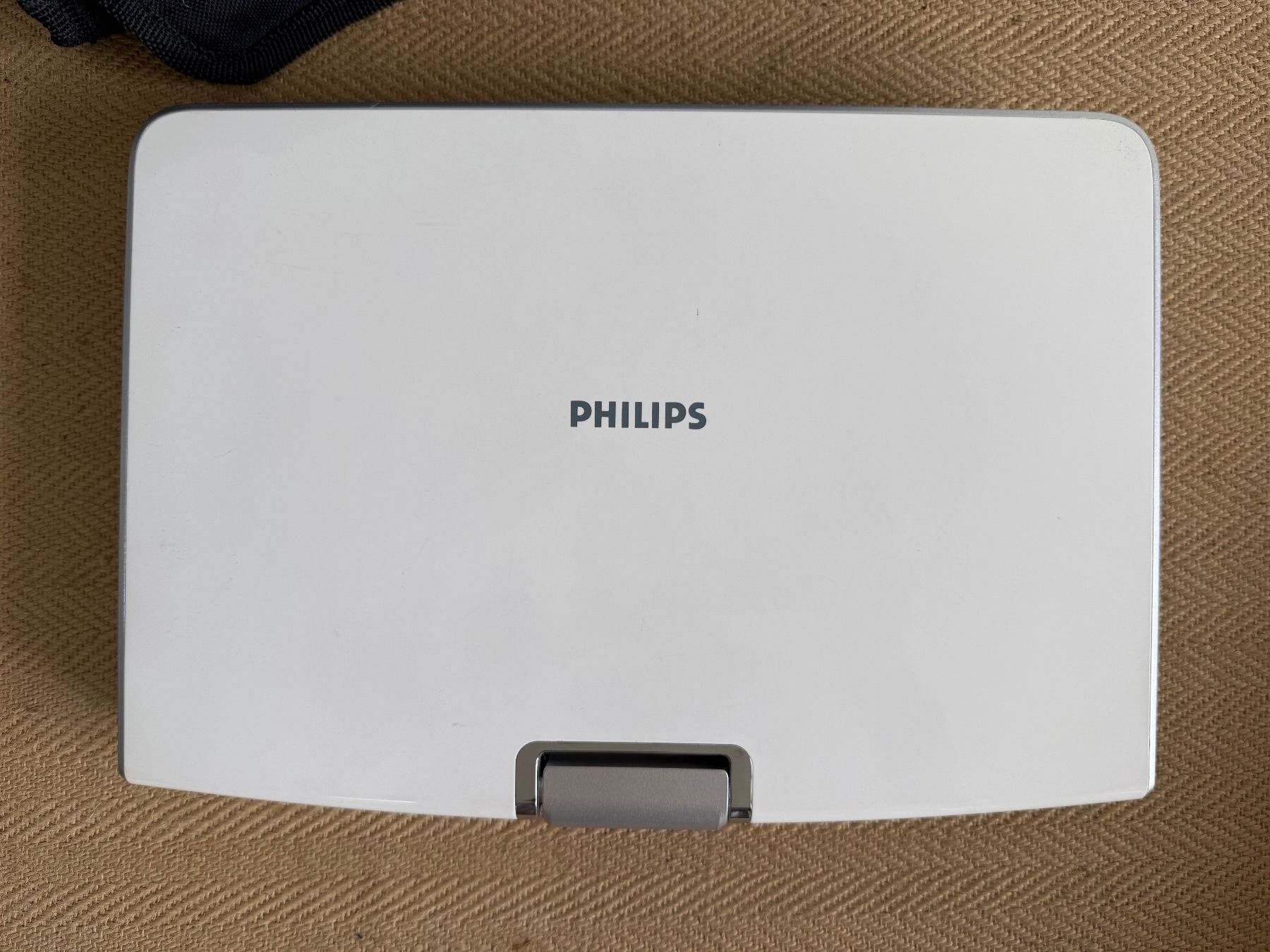 Philips Lettore multimediale portatile: Philips PET1030 Tragbarer DVD Player – Usato da Konolfingen venduto da petzipetz 4