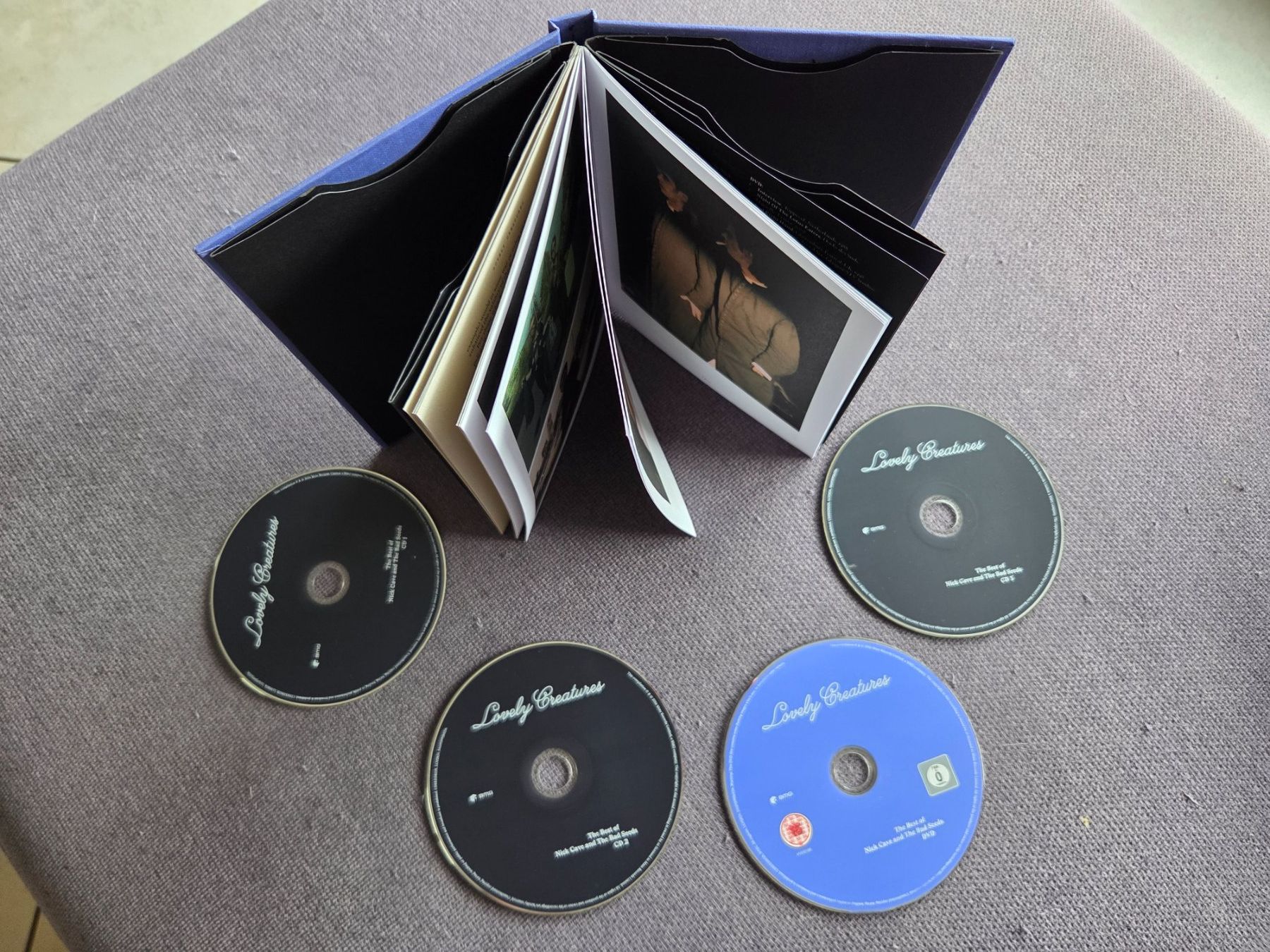 CD: Nick Cave - Best of - 3CD + 1 DVD – Nuovo (secondo la descrizione) da Troistorrents venduto da Syrocks 2