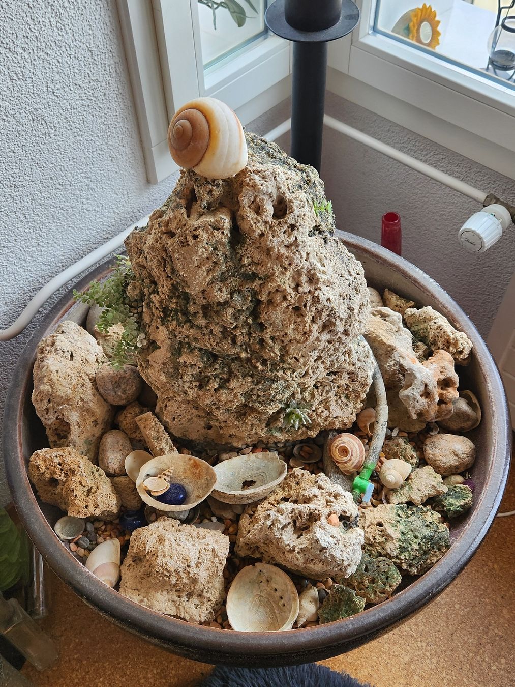 Stagni & Fontane ornamentali: Zimmerbrunnen mit Tuffstein Felsen – Usato da Herisau venduto da bin_da 1
