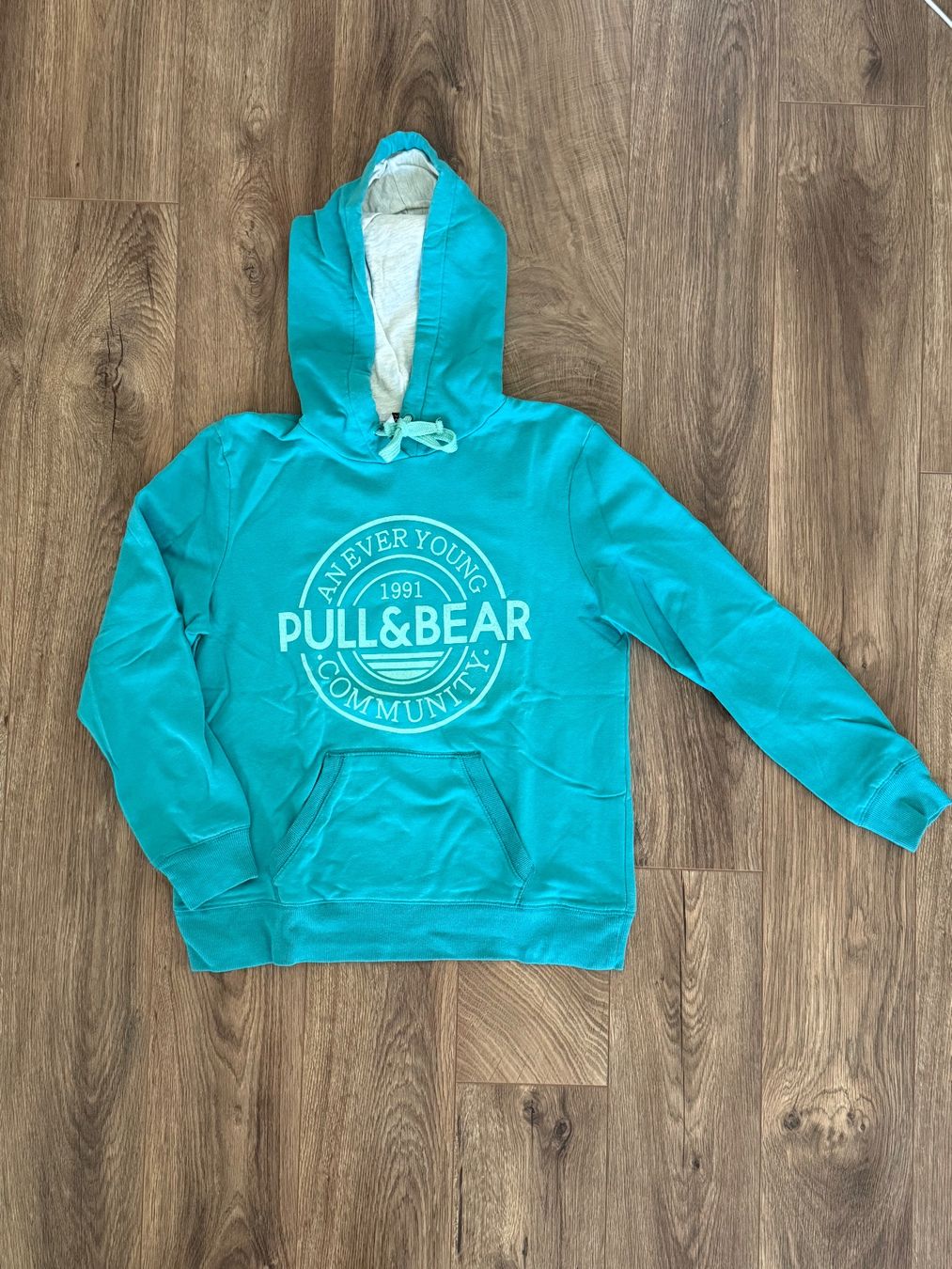 Pull&Bear Maglioni & Felpe: Pull&Bear Hoodie Türkis – Usato da Thun venduto da mar_lx2p