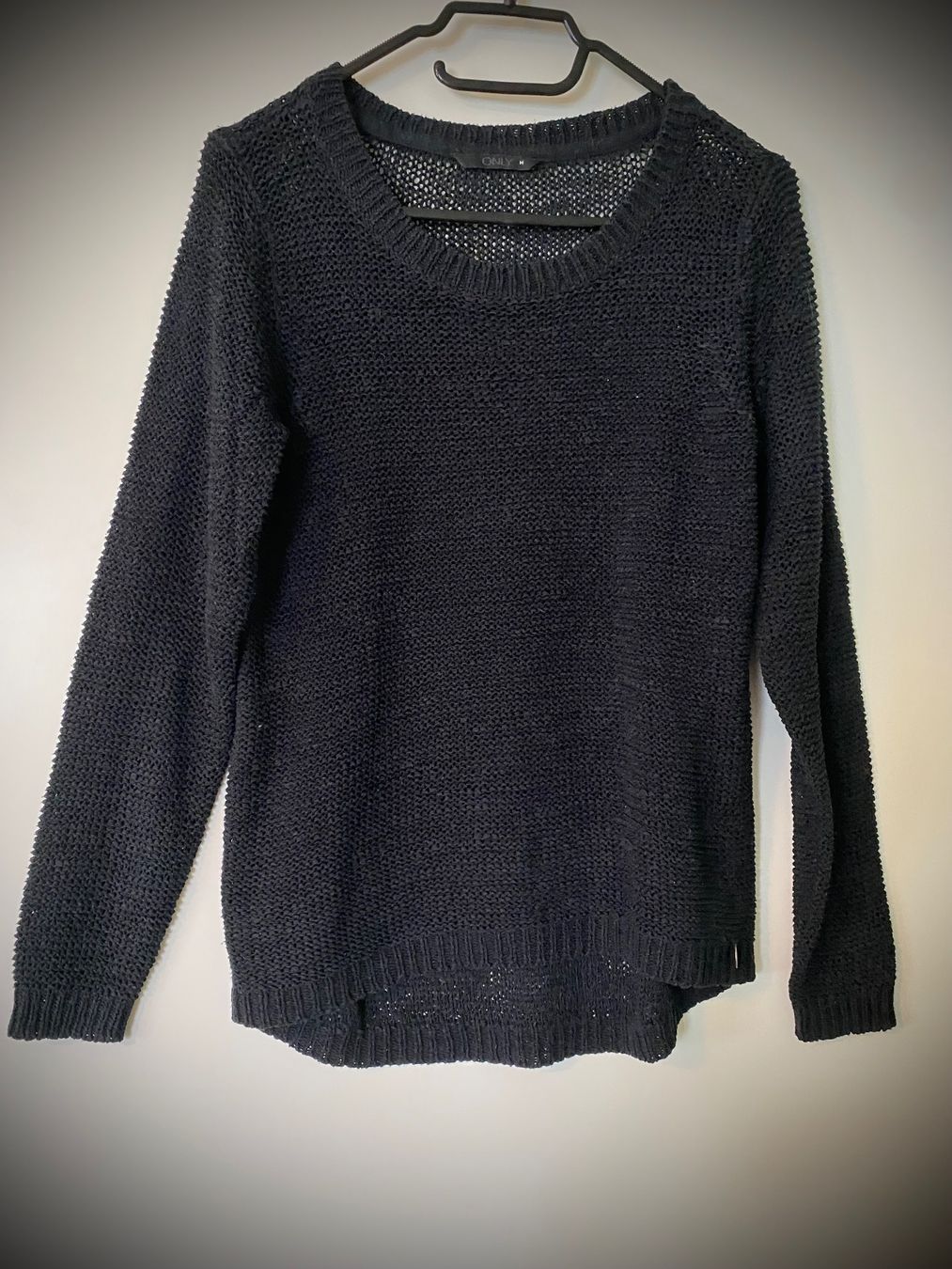 Only Pullover & Sweatshirts: Schwarzer luftiger Sommer-Grobstrickpullover Gr. M ONLY – Gebraucht aus Stadel b. Niederglatt von sandart