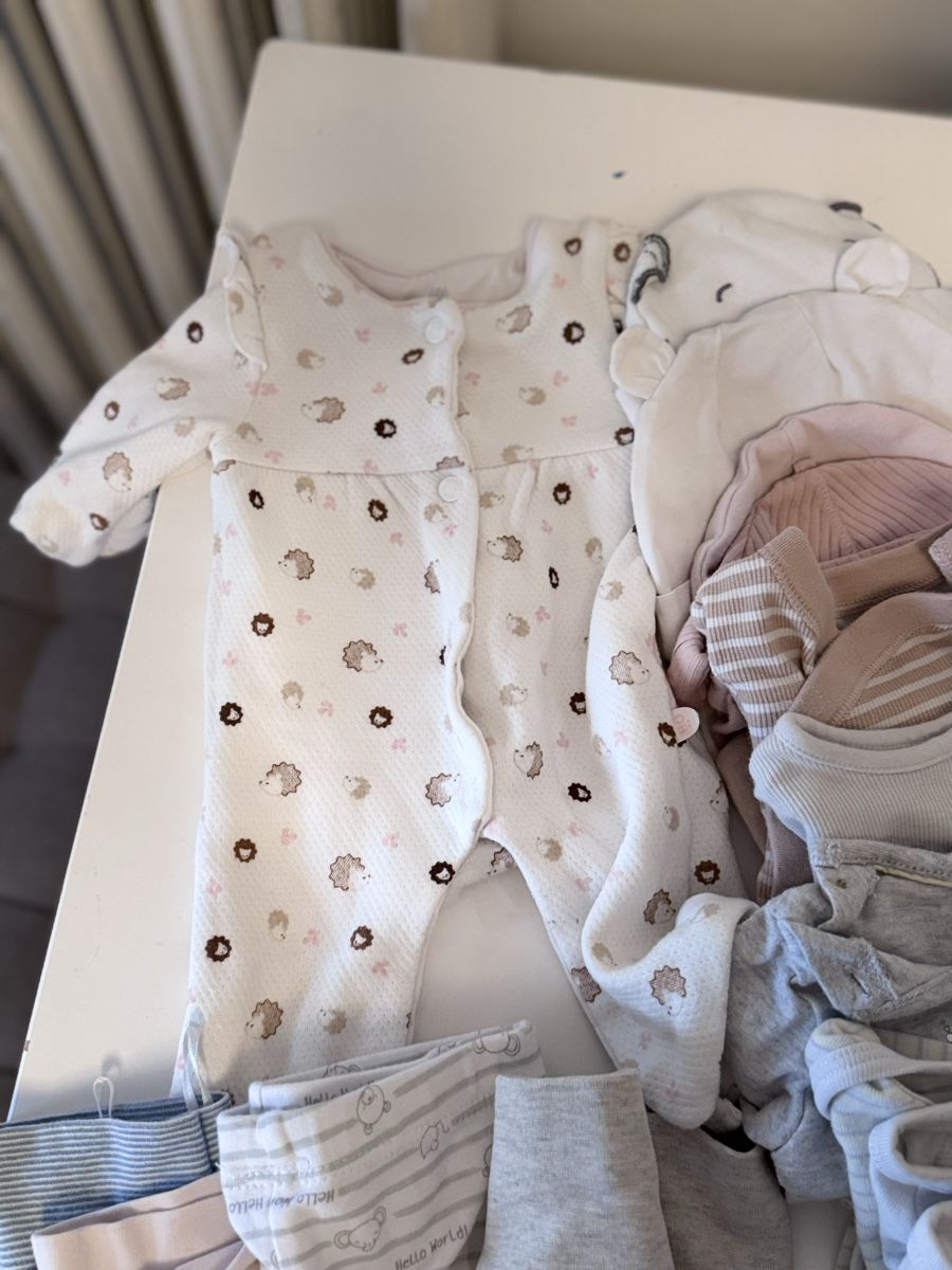 Ensembles coordonnés: Kleiderpaket newborn, Grösse 50 – D'occasion à Münchenstein par mimi93 3