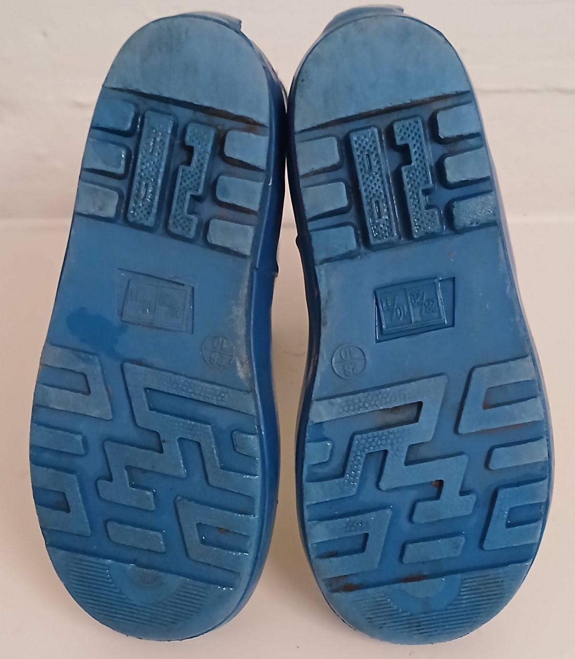 Scarpe per ragazzi: Gummistiefel gestreift Grösse 28 – Usato da Sissach venduto da mar_xc7r 4