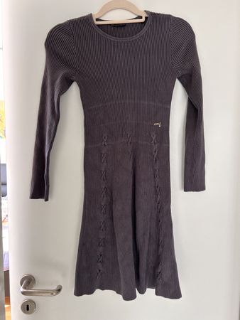 Guess Strickkleid Grösse  12 Jahre dunkelgrau