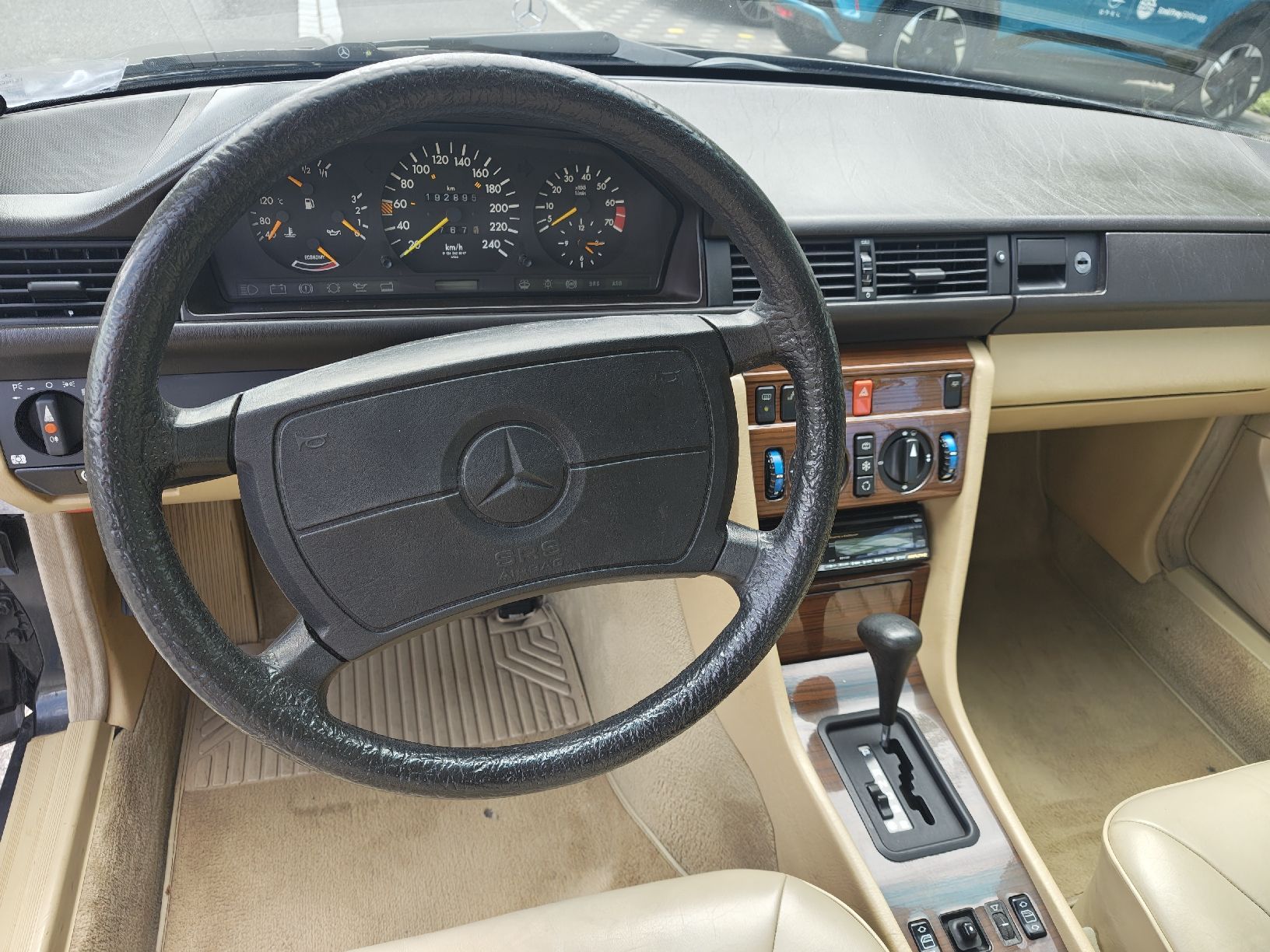 Mercedes-Benz Autos: Veteranenfahrzeug – Gebraucht aus Hirzel von Garagegold01 6