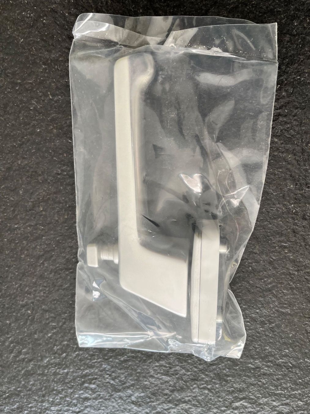 Fenster: Fenstergriffe Abschliessbar innen 2 Stk. – Neu und originalverpackt aus Balsthal von Benouk99 1
