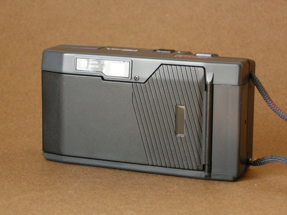 Ricoh YF20 / 35mm Point n Shoot Kamera / Analog / Lomo Kaufen auf