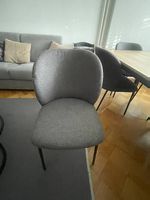 6 x Essstühle, pro Stück CHF 25.00.- Total CHF 150.-