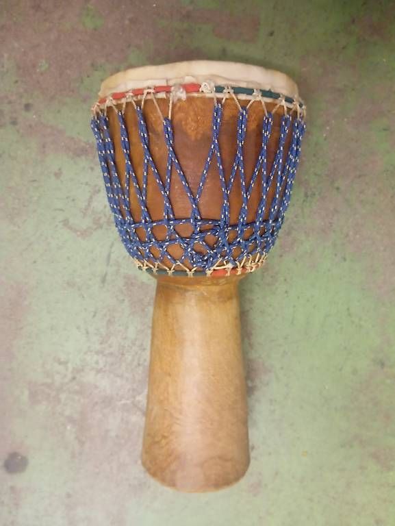 Strumenti musicali: Djembe – Usato da Basel venduto da Petergunn 1