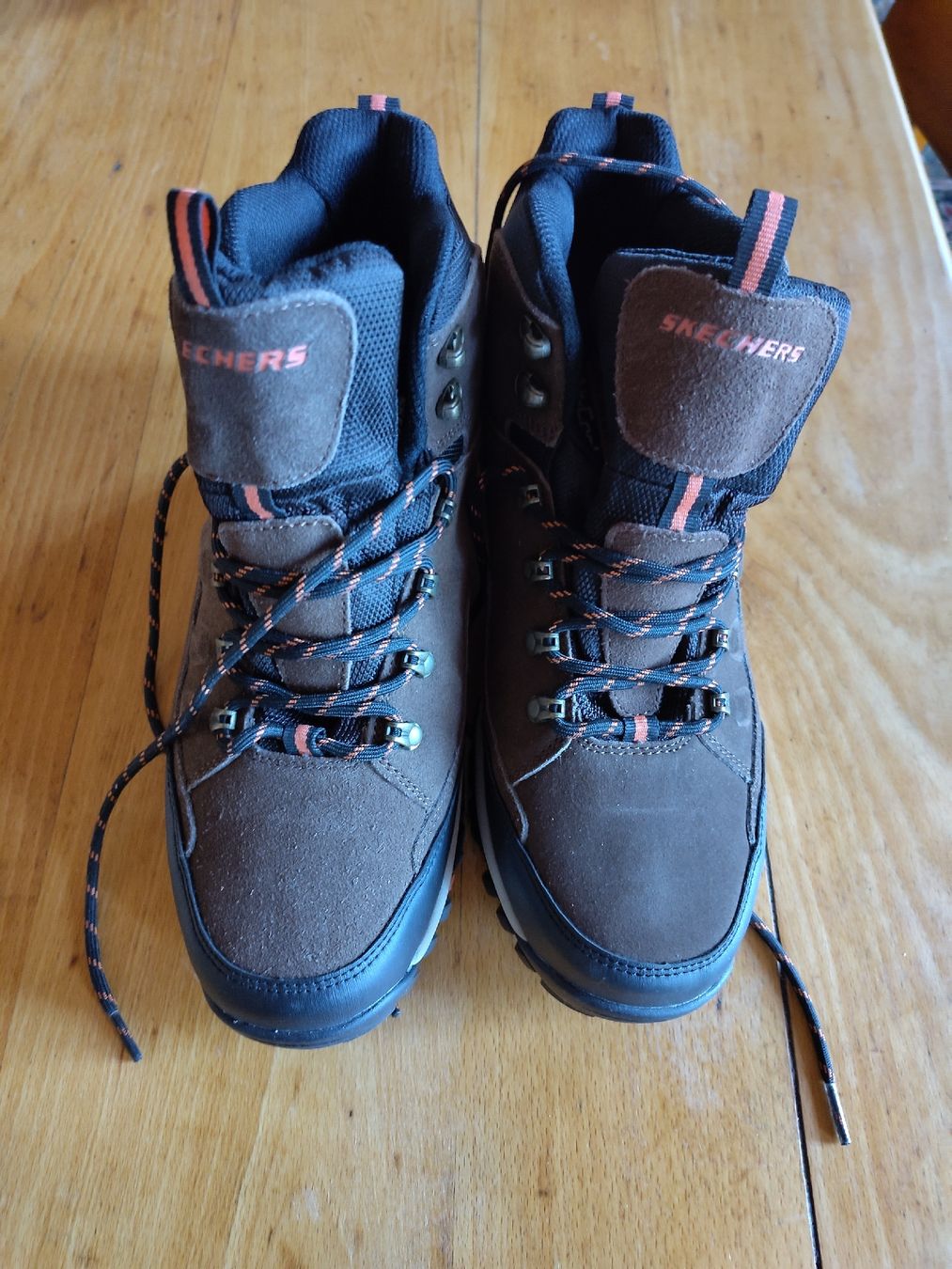 Skechers Herrenschuhe: Skechers Wanderschuhe Grösse 45 – Neu (gemäss Beschreibung) aus Montbovon von Galaxygate