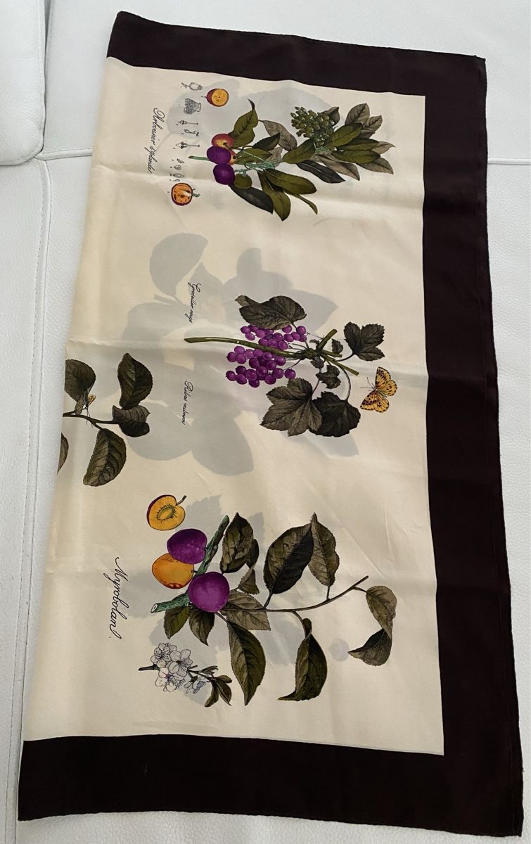 Foulard & Sciarpe: Seiden Foulard 🌸 – Usato da Opfikon venduto da Luis144 7