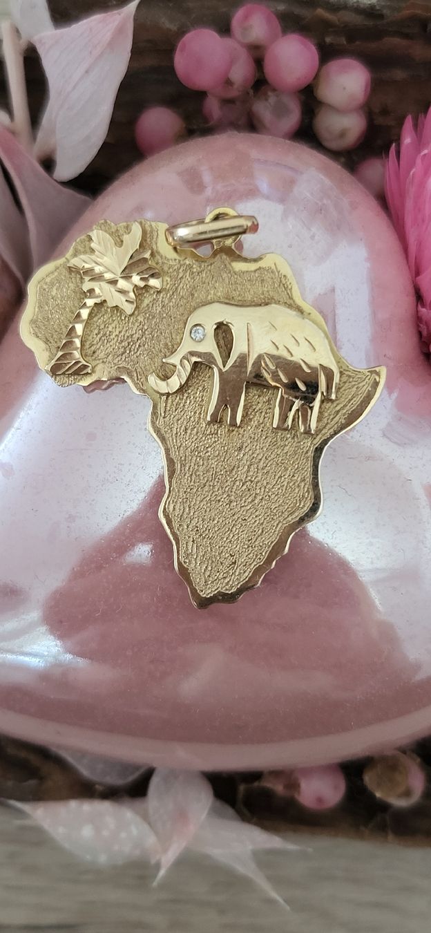 Ciondoli: Wunderschöner Afrika Anhänger mit Elefant – Nuovo (secondo la descrizione) da Unterägeri venduto da Altgoldschmuck 3
