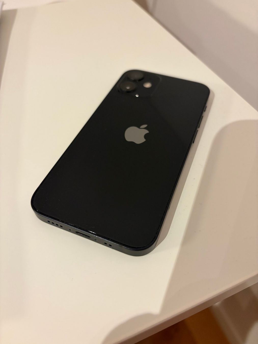 Apple Portables: Apple iPhone 12 mini 128 GB Schwarz – D'occasion à Bern par ywitschi 5