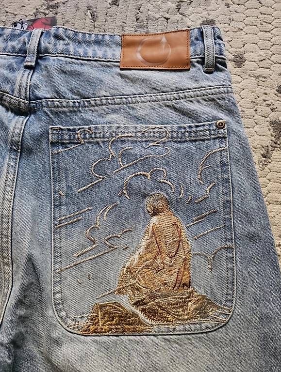 Jeans: DerSchutze kurze Jeans  – Gebraucht aus Burgdorf von erm_6yww
