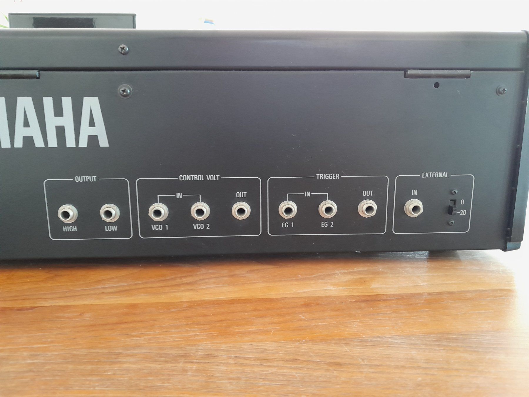 Yamaha Strumenti musicali: YAMAHA CS15 SYNTHESIZER – Usato da Vevey venduto da Aveelu 4