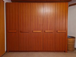 5-türiger Kleiderschrank Schlafzimmer