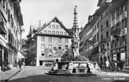 Luzern // circa 1940 Weinmarkt Oldtimer