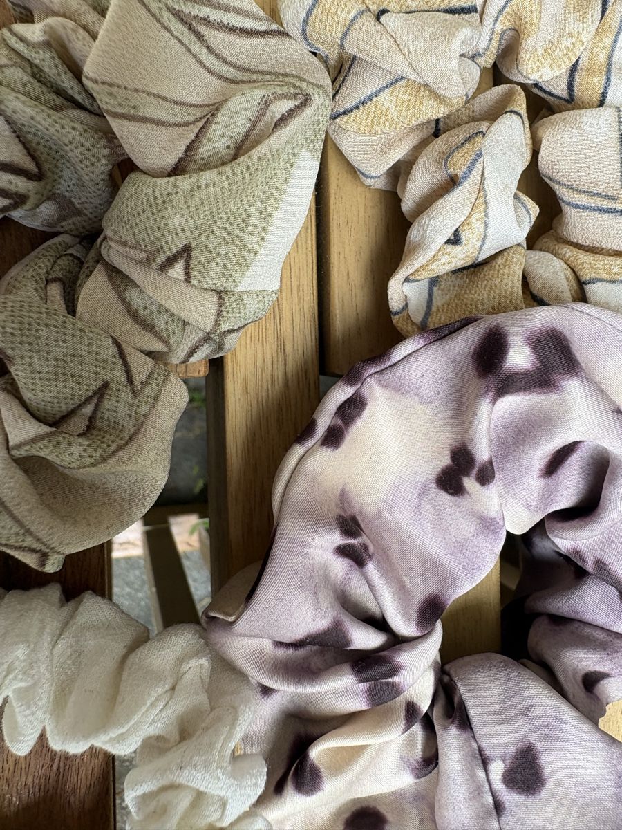 Accessori per capelli: 4 sommerliche Scrunchies – Usato da Zürich venduto da jepperem 1