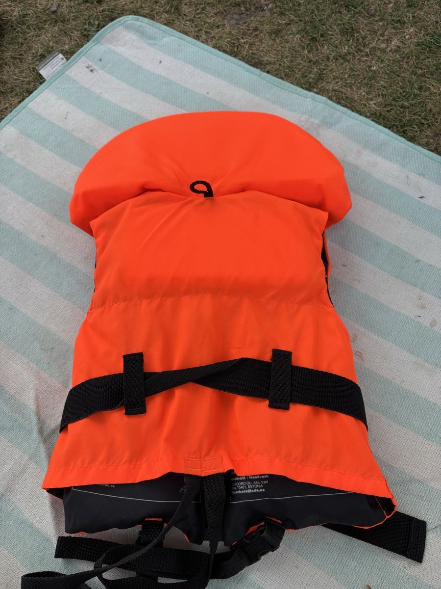 Schwimmwesten: Schwimmweste Compass Orange 10-20kg Grösse S – Gebraucht aus Richterswil von Martin01016 2