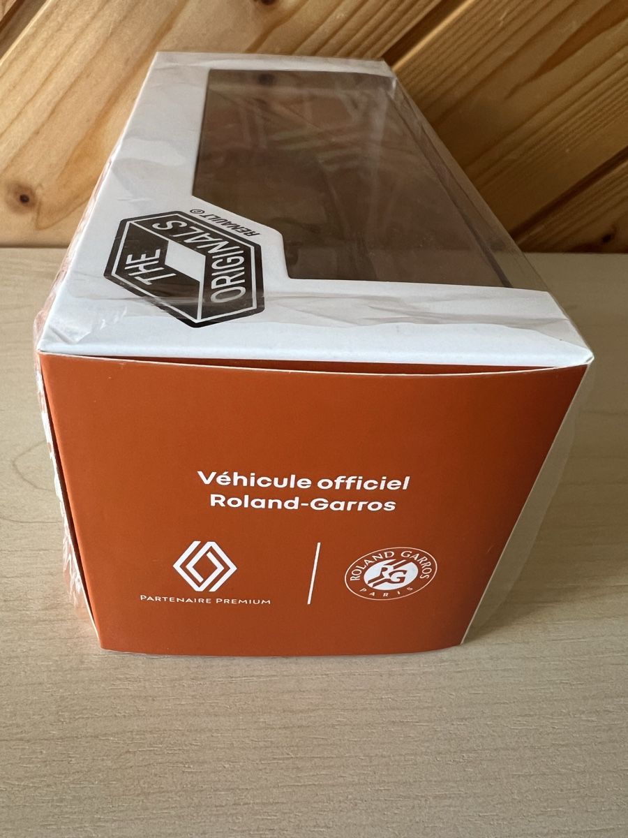 Renault Modellini d'auto: Renault Espace E-Tech Hybrid Modellauto 1:43 – Nuovo e nell'imballaggio originale da Bachenbülach venduto da Manolo007 1