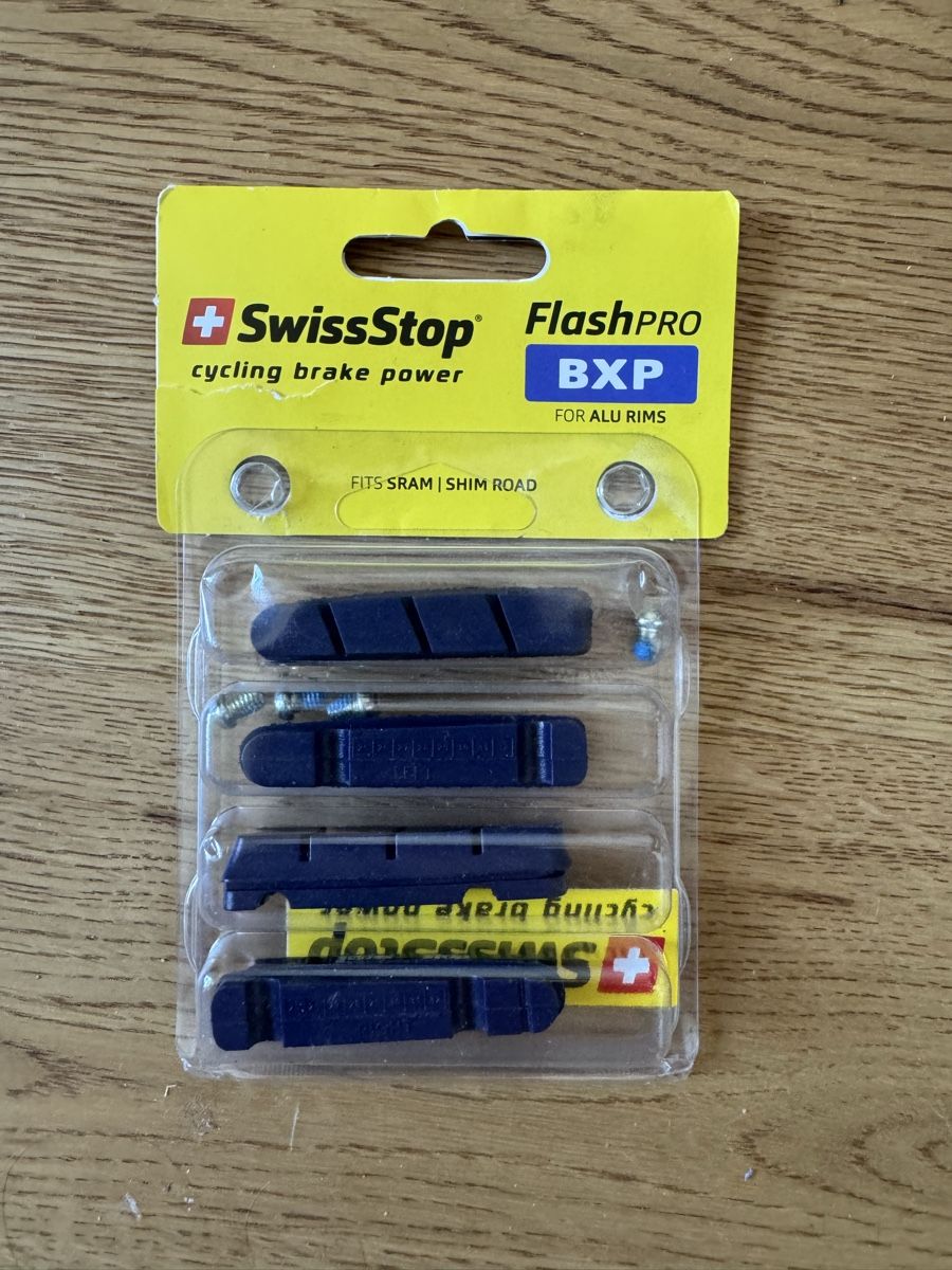 Swiss Pièces détachées: SwissStop FlashPro BXP Bremsbeläge neu in Verpackung – Neuf avec emballage d'origine à Muri b. Bern par ser_cw9x