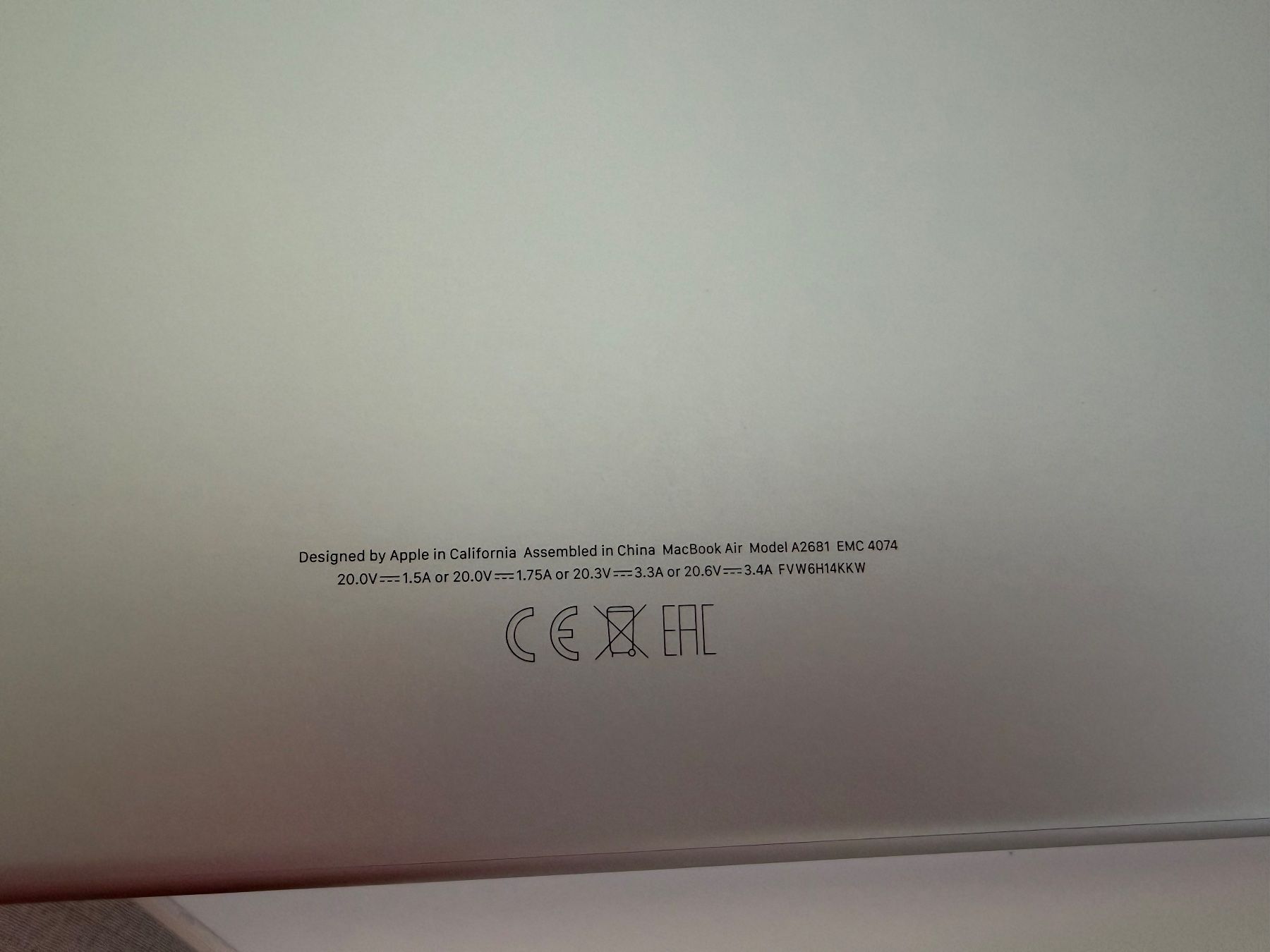 Apple Notebook: MacBook Air 13.6" M2 1TB SSD – Nuovo (secondo la descrizione) da Spreitenbach venduto da galus_z 4