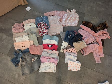 Babykleidung Mix Kleider Oberteile Grösse 68 gebraucht