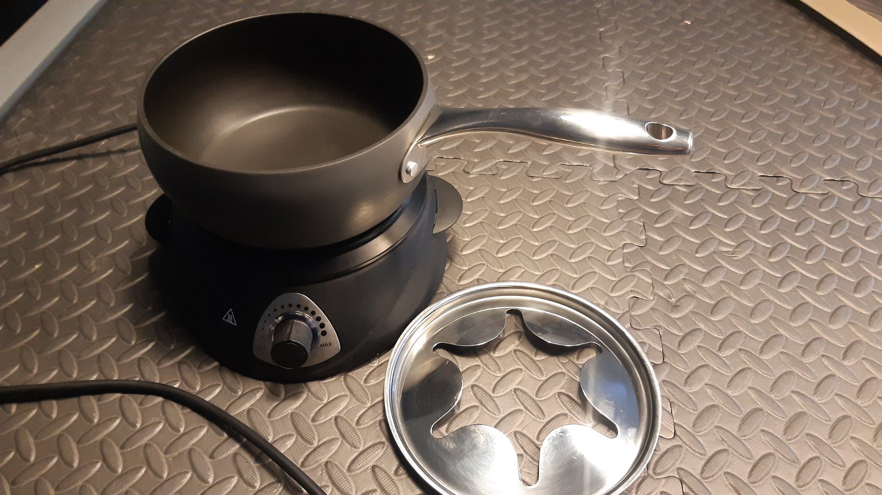 Padelle: Fondue Chinoise/Bourguignonne Set – Usato da Grub AR venduto da Easydiver 2