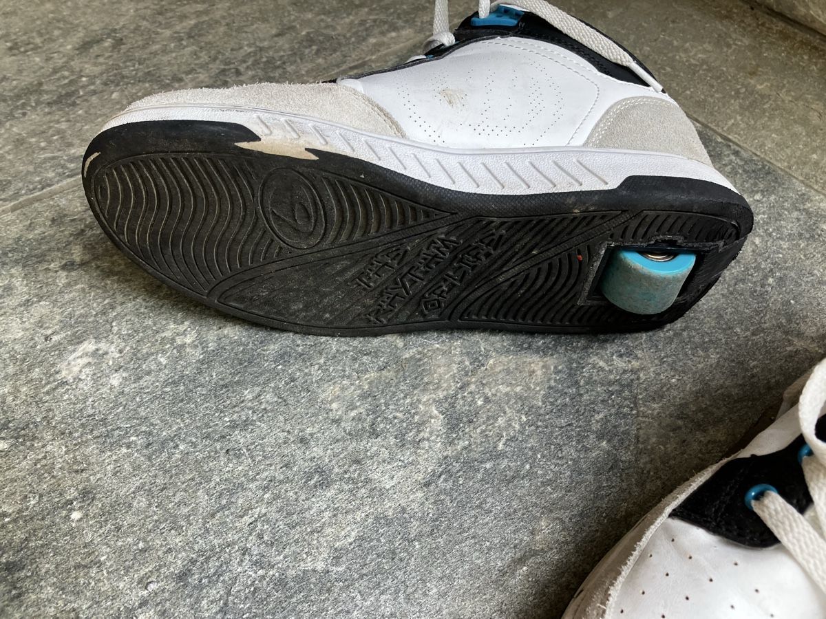 Inline-Skating & Rollschuhe: Schuhe mit Rollen, Breezyrollers, 38 – Gebraucht aus Wettingen von T.Reiss 1