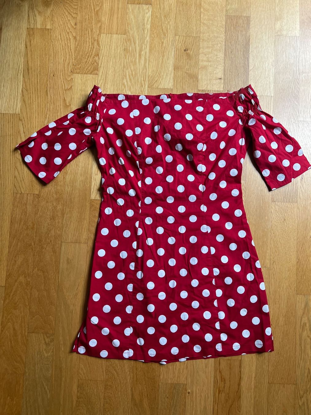 Etam Kleider: Minikleid ETAM rot polkadot  Gr. S – Gebraucht aus Bern von tweety713