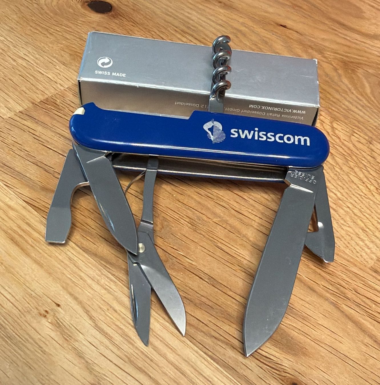 Victorinox Taschenmesser: VICTORINOX SWISSCOM SACKMESSER – Neu und originalverpackt aus Zürich von Frei-Occasionen 2