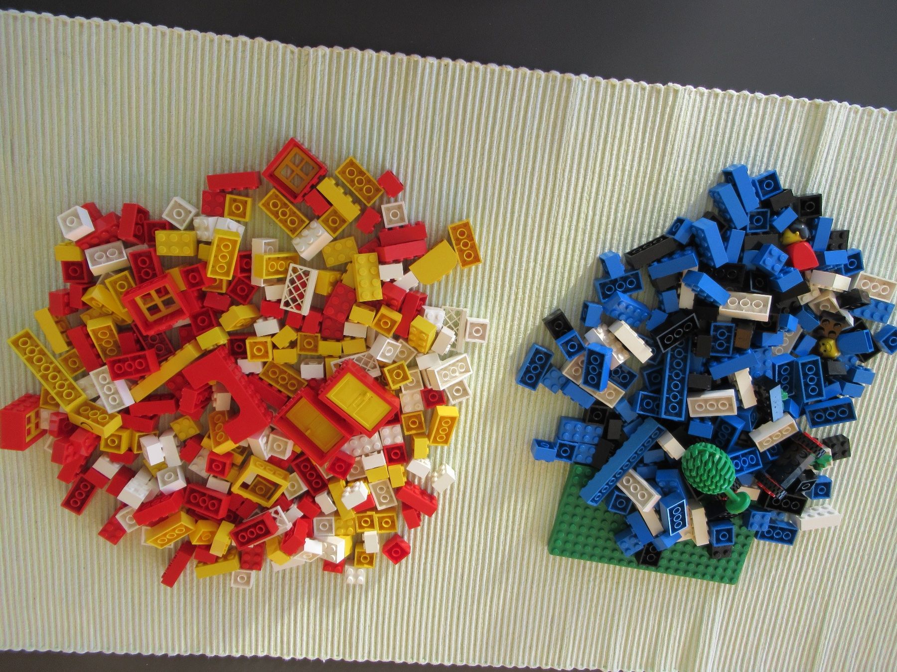 Lego Kit di costruzioni: Lego Basic Set Nr. 55, 217, 322 und 1882 – Usato da Obergösgen venduto da cairn 7