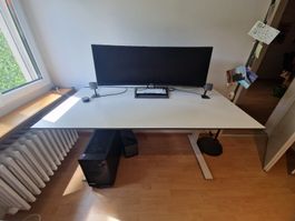 Tisch / Pult Lista Höhenverstellbar (manuell). 160 x 80cm.