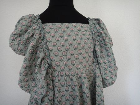 Wünderschönes Kleid  neuwertig 14 Jahre  158 cm
