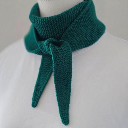 NEW Green Handknitted Sophie Scarf 100% Merino Wool 120cm