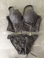 Schönes Dessous-Set, Schwarz mit Spitze, Grösse S