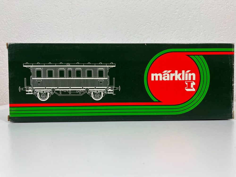 Wagon Marklin 1 5801 - Coche Passagers 2 Essieux 2e Classe Vert - Époque II