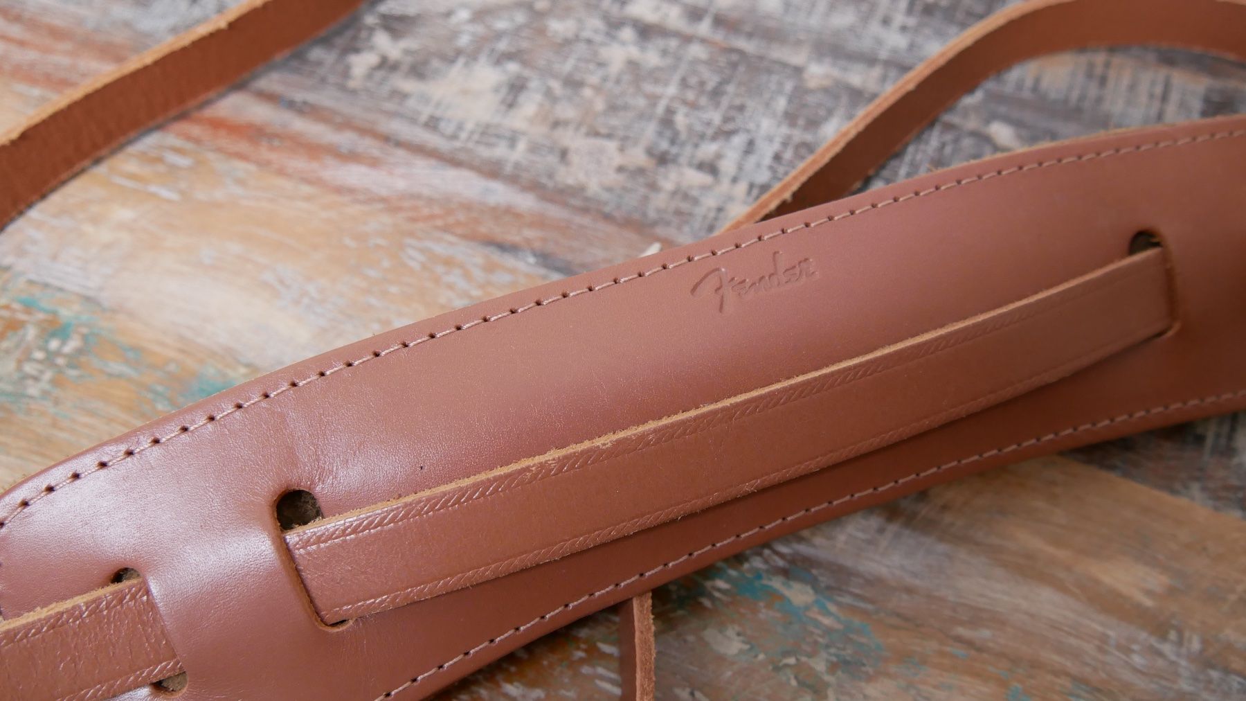Altri accessori: Fender Gitarrengurt Leder braun – Nuovo (secondo la descrizione) da Zürich venduto da julia_vina 2