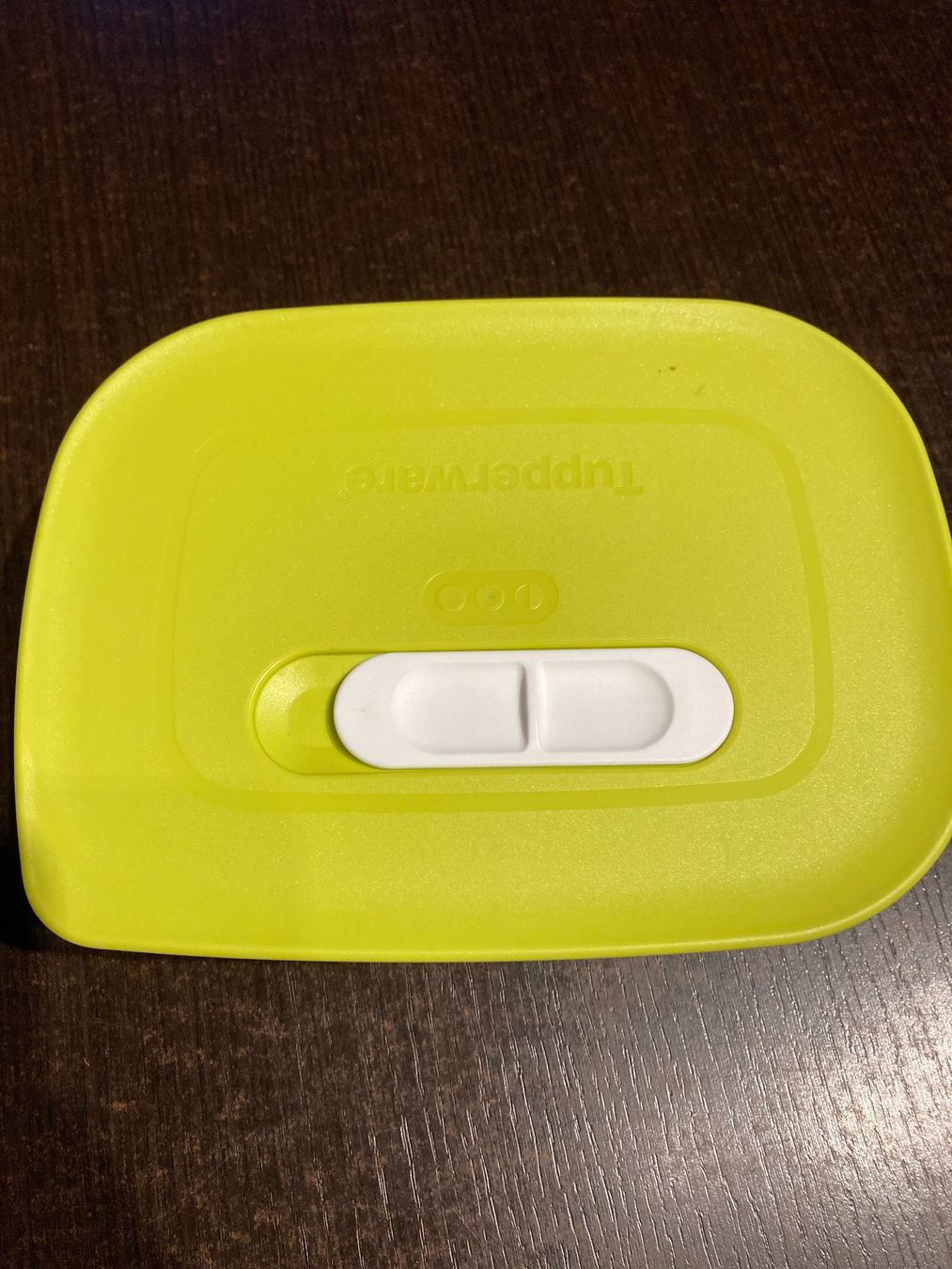 Tupperware Contenitori & Simili: Boîte Tupperware pour légumes 0,8l – Usato da Domdidier venduto da qatar1973 1