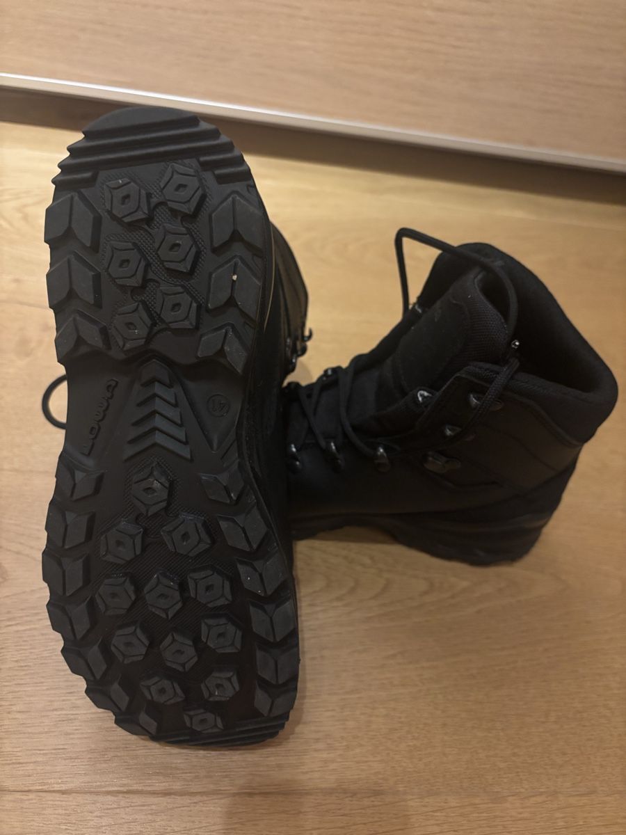 Lowa Chaussures hommes: Sicherheitsschuhe S3, Lowa – Neuf avec emballage d'origine à Uznach par jae_9hwj 3
