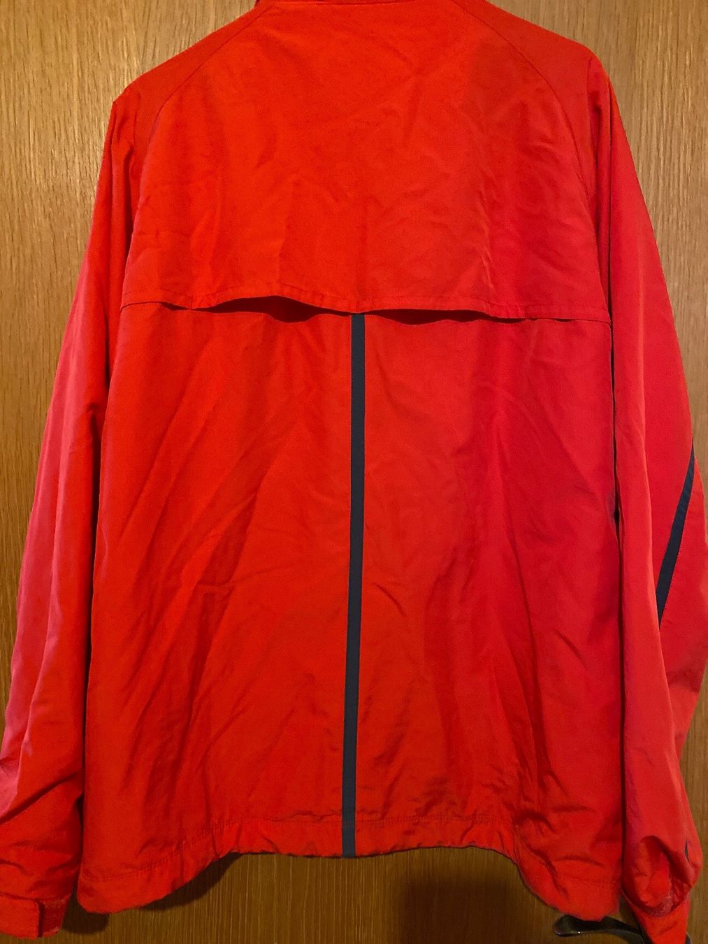 Nike Giacche: Nike Jacke G. 52/54 FITDRY – Usato da St. Gallen venduto da mai_gd7k 1