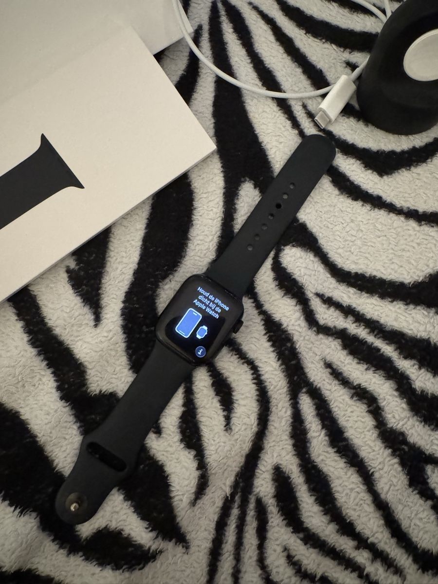 Apple Smartwatch: Apple Watch Series 8 – Nuovo (secondo la descrizione) da Emmenbrücke venduto da sa.ra 1