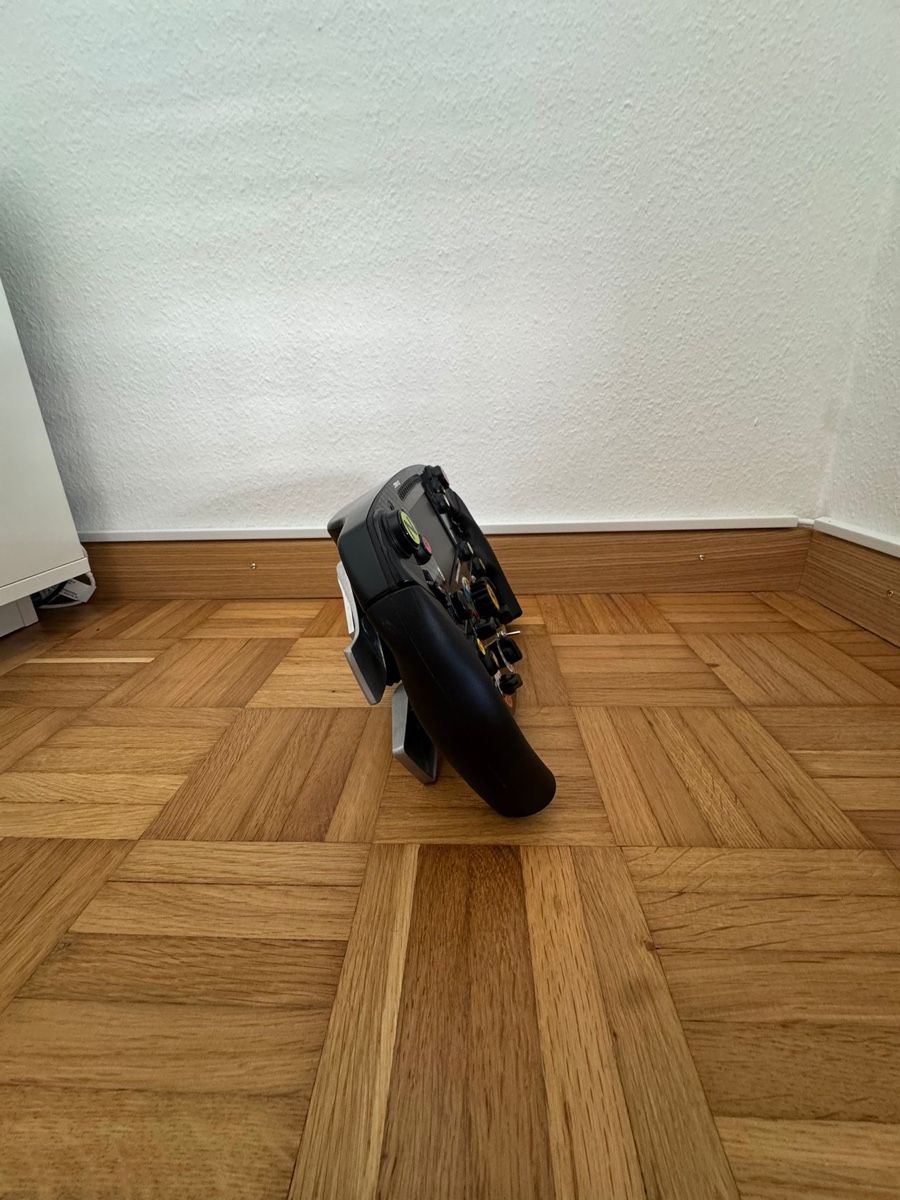 Console: Thustmaster Ferrari Lenkrad – Usato da Adligenswil venduto da Powershot4 1