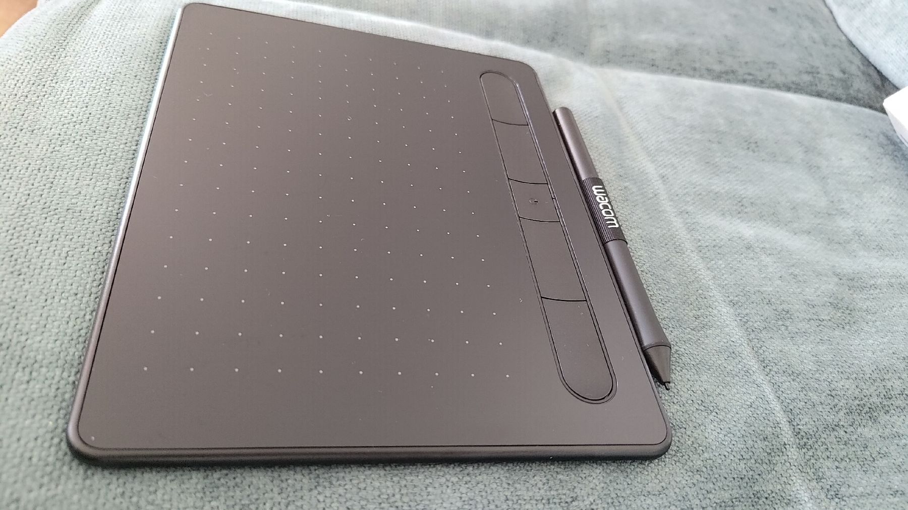 Wacom Tablet PC: Wacom Intuos S BT – Usato da Wigoltingen venduto da GurkeAufBrot 3