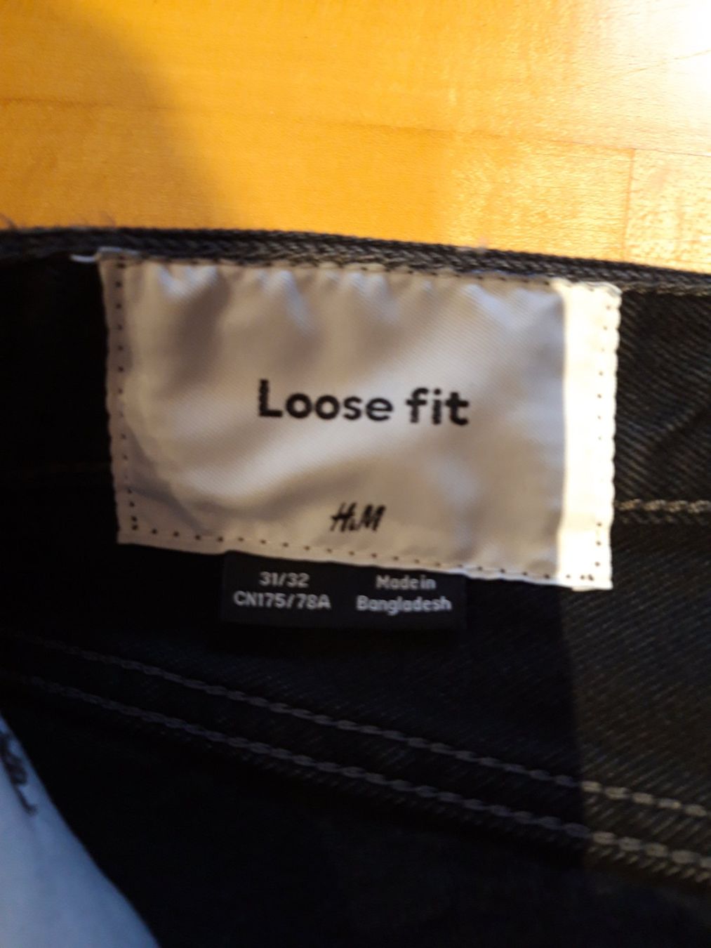 H&M Jeans: 3 Herrenjeans Gr S/M – Usato da Wegenstetten venduto da mcfly321 4