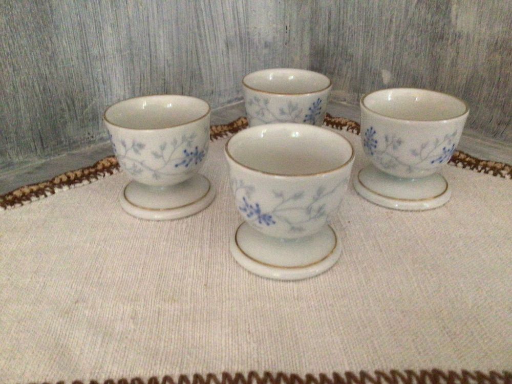MIJOMA Eierbecher Set 8-teilig - 4 Porzellan Eierbecher & 4 Eierlöffel In Klassischem Design