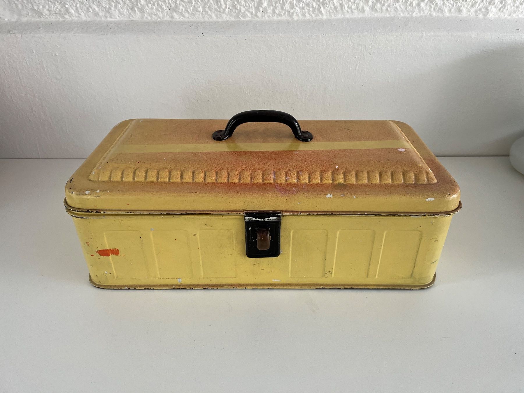 Contenitori & Simili: alter Brotkasten aus Metall – Usato da Wetzikon ZH venduto da seli03 2