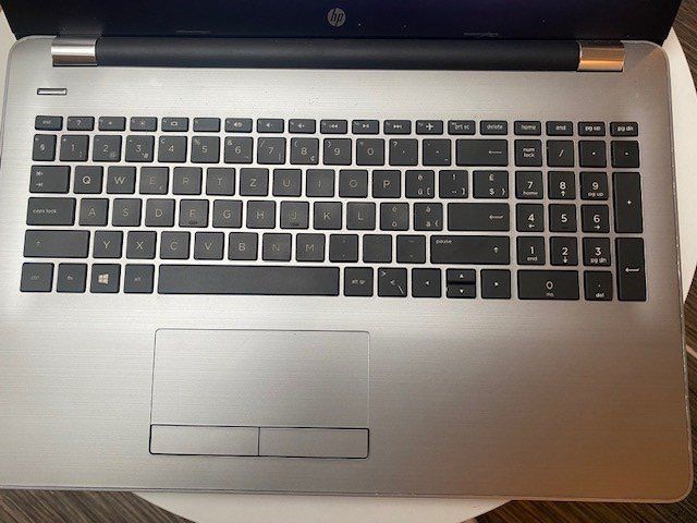 Hewlett Packard Notebook: HP Laptop 17 Zoll – Usato da Eggersriet venduto da Natoni 1